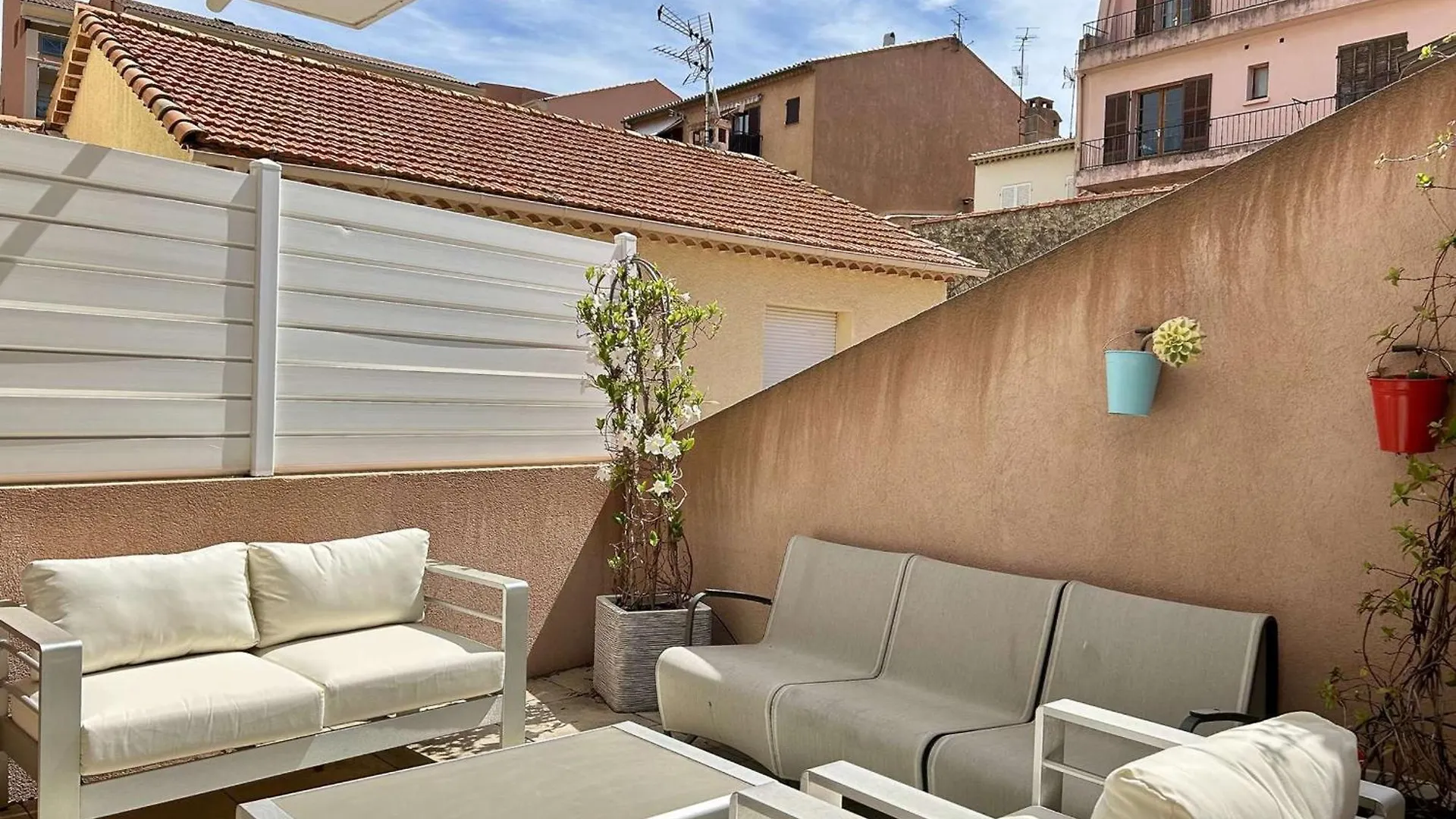 Charmant T2 En Centre-Ville, Terrasse, Clim Et Parking, Proche Plage Et Commodites - Fr-1-226-550 Sainte-Maxime Apartment