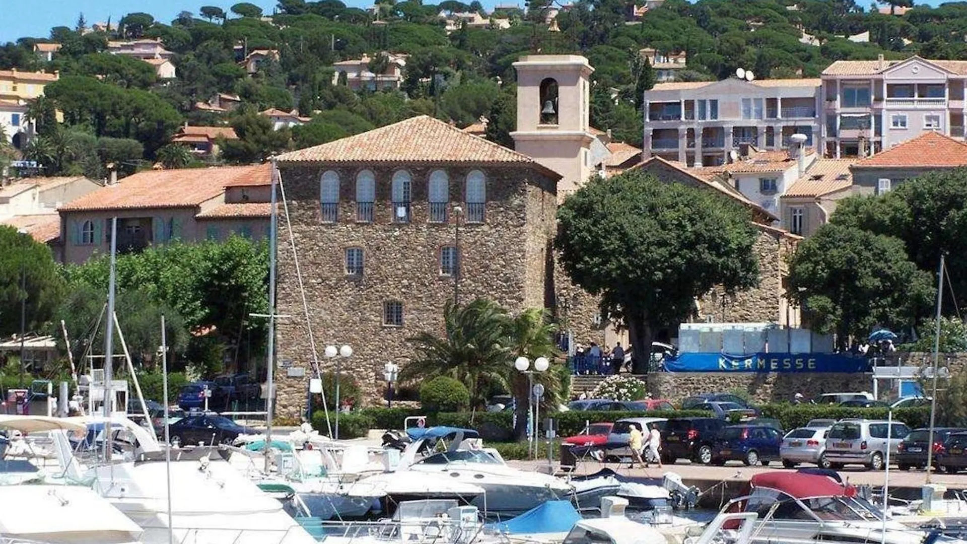 Charmant T2 En Centre-Ville, Terrasse, Clim Et Parking, Proche Plage Et Commodites - Fr-1-226-550 Sainte-Maxime Apartment